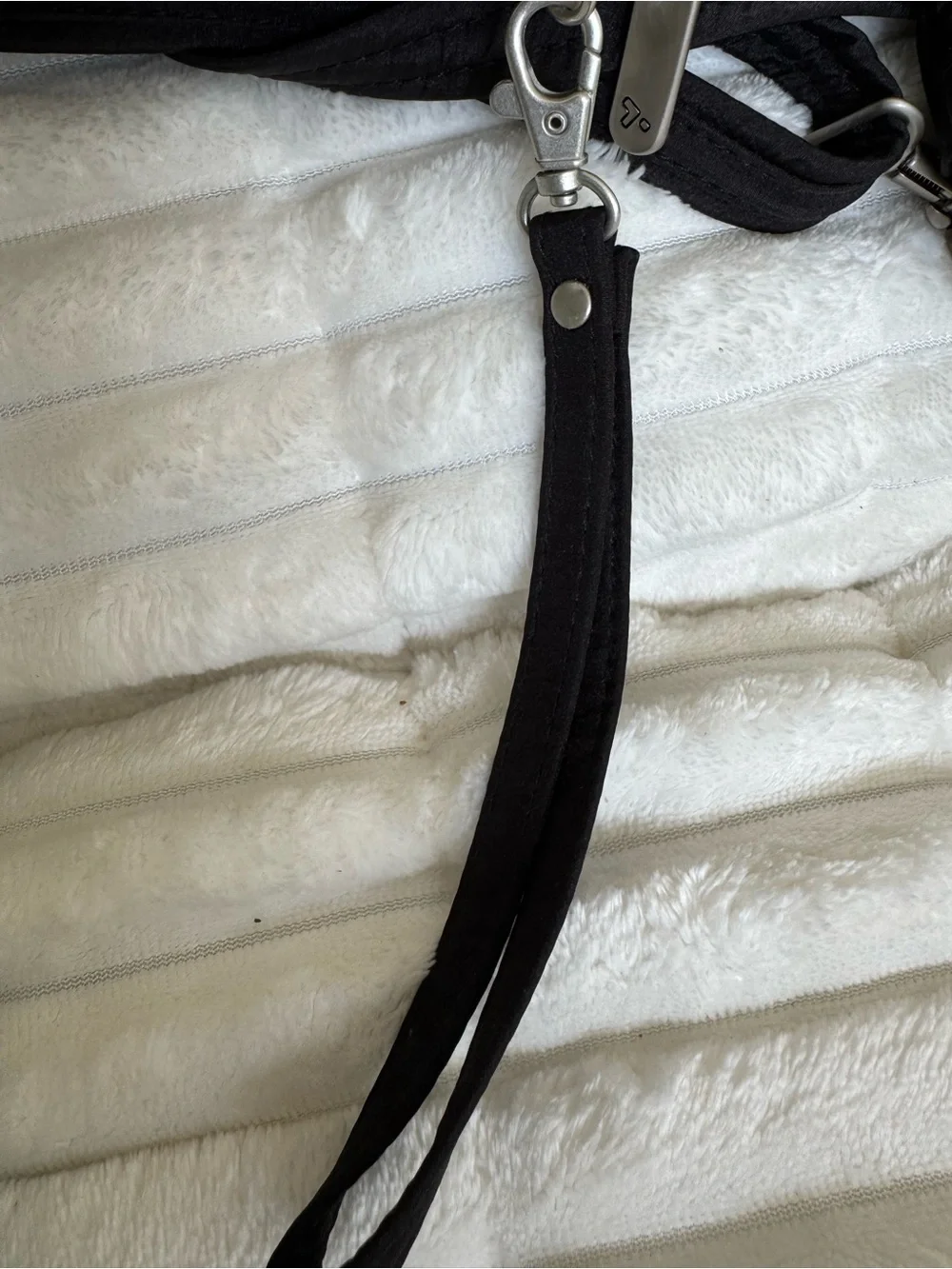 Travelon simple functional